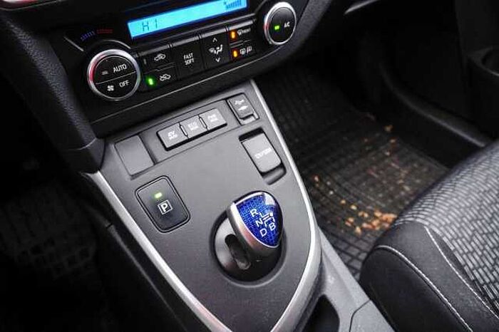 Toyota Auris Touring Sports Hybrid Edition