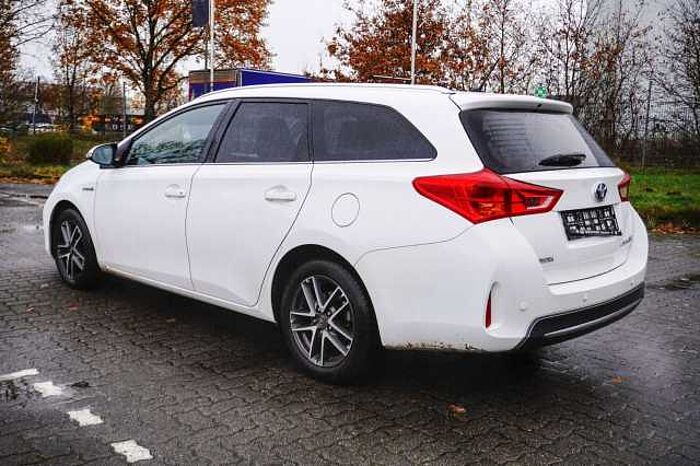 Toyota Auris Touring Sports Hybrid Edition