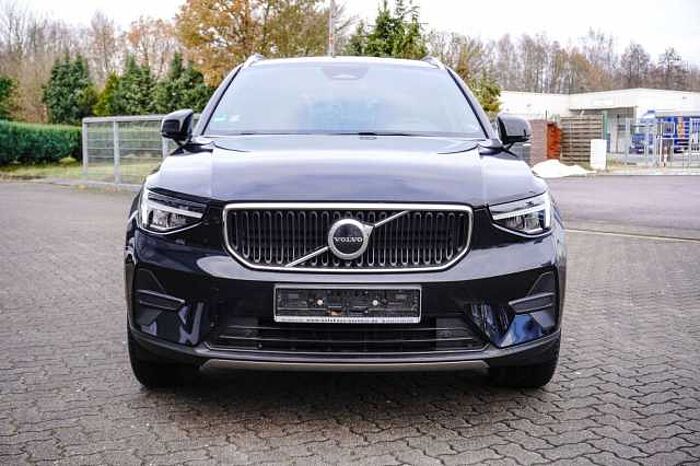 Volvo XC40 2WD Core B3 Mild-Hyb. AUTOM. ACC AHK