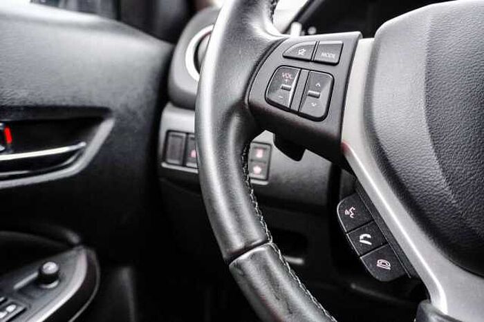 Suzuki Vitara VITARA 1.4 Hybrid COMFORT AT/AHK/ALLWETTER