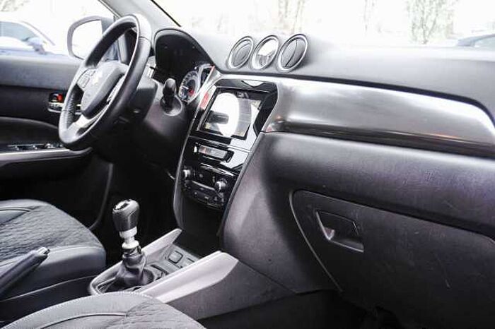 Suzuki Vitara G5 1.4 BOOST HYBRID GLX AHK ALLW.