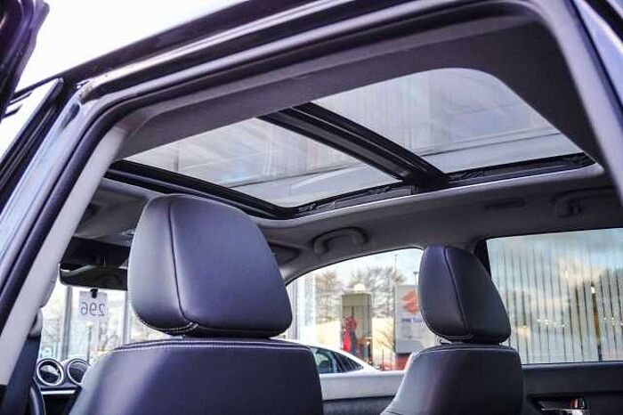 Suzuki Vitara 1.4 BOOST HYBRID Comfort+ mit AHK