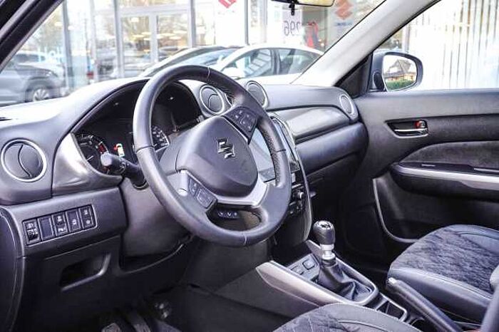 Suzuki Vitara 1.4 BOOST HYBRID Comfort+ mit AHK