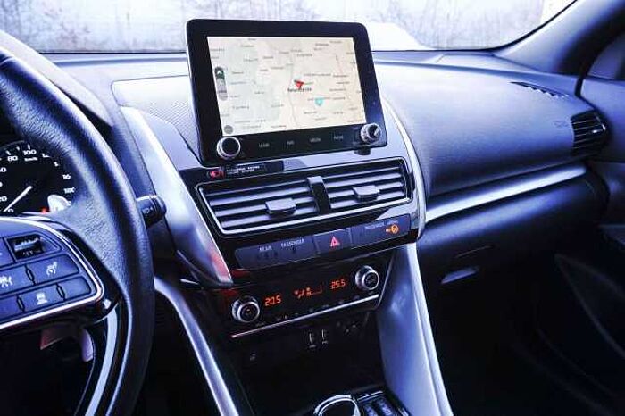 Mitsubishi Eclipse Cross 2.4 PLUG-IN 4WD PLUS Select Black