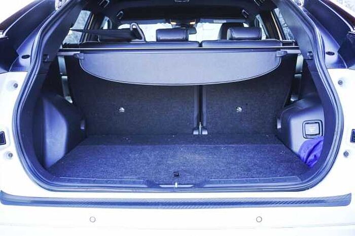 Mitsubishi Eclipse Cross 2.4 PLUG-IN 4WD PLUS Select Black