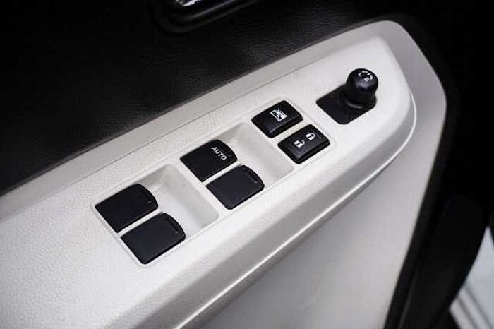 Suzuki Ignis Intro Edition+