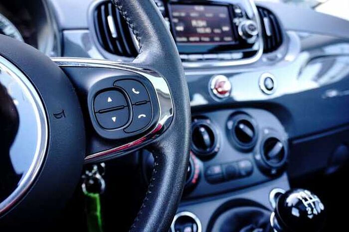 Fiat 500 8fach bereift, HU neu, nur 9.922km!