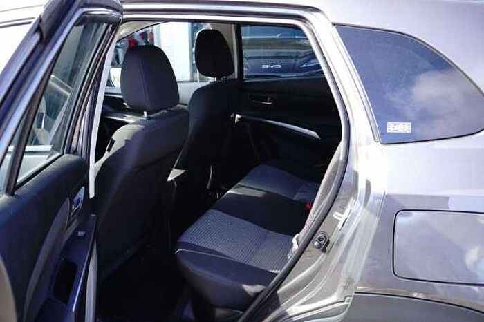 Suzuki Sonstige S-Cross G5 1.4 BOOST HYBRID Comfort HU neu!