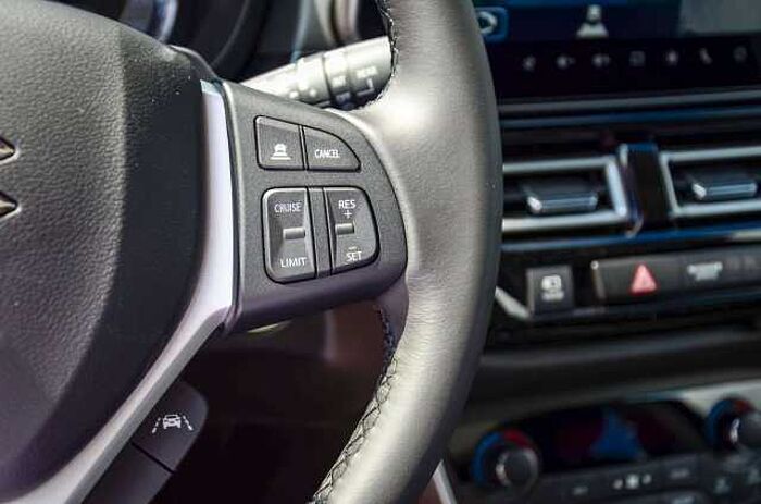 Suzuki Sonstige S-Cross 1.5 DUALJET HYBRID Comfort+ ALLGRIP+AHK