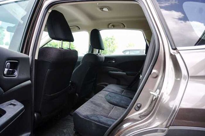 Honda CR-V Elegance 4WD AHK GANZJAHRESREIFEN!