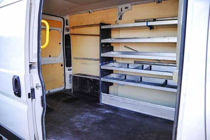 Fiat Ducato L2H2 Kasten mit Standheizung + AHK