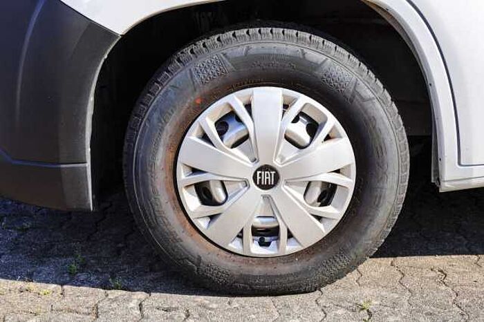 Fiat Ducato L2H2 Kasten mit Standheizung + AHK