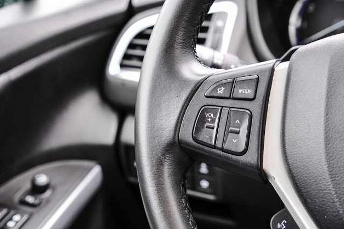 Suzuki Sonstige SX4 S-Cross 1.4 BJ Comfort+PLUS Automatik ALLRAD