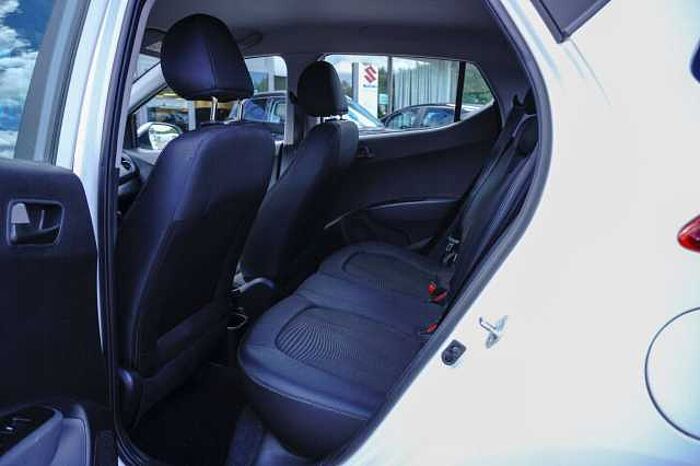 Hyundai i10 1.0 Trend Klima + Sitz- und Lenkradheizung