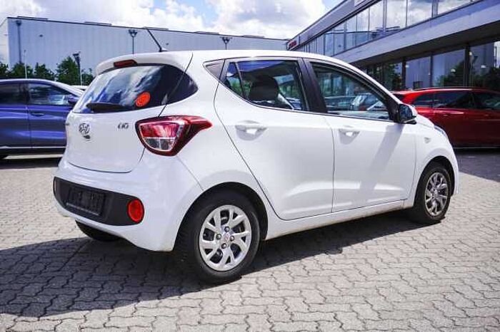 Hyundai i10 1.0 Trend Klima + Sitz- und Lenkradheizung